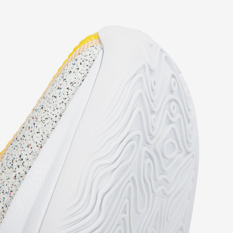 Nike Authentic Cosmic Unity 2  - đánh giá và giá Men'S Shoes Basketball