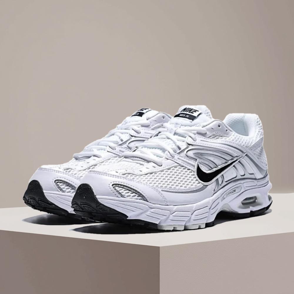 Nike AIR MAX MOTO 2K Men's Run - đánh giá và giá Men Shoes Myntra